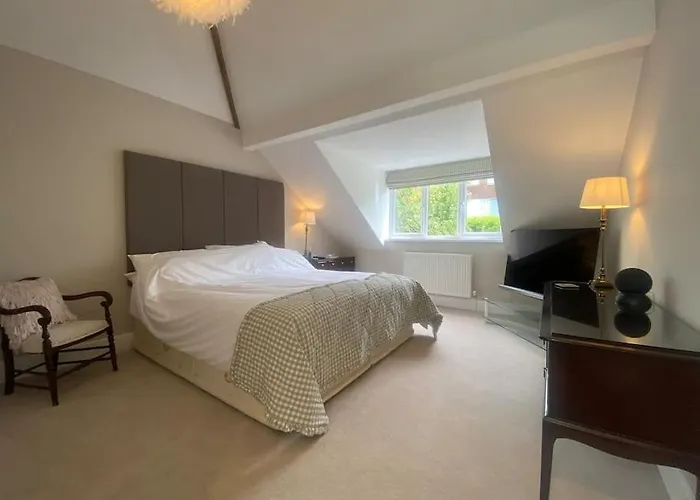 Beautiful 1 Bedroom Holiday Home In Lancaster