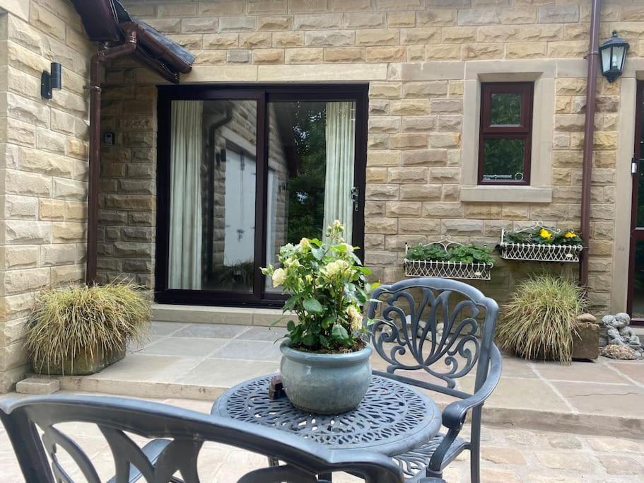 Beautiful 1 Bedroom In Apartamento *